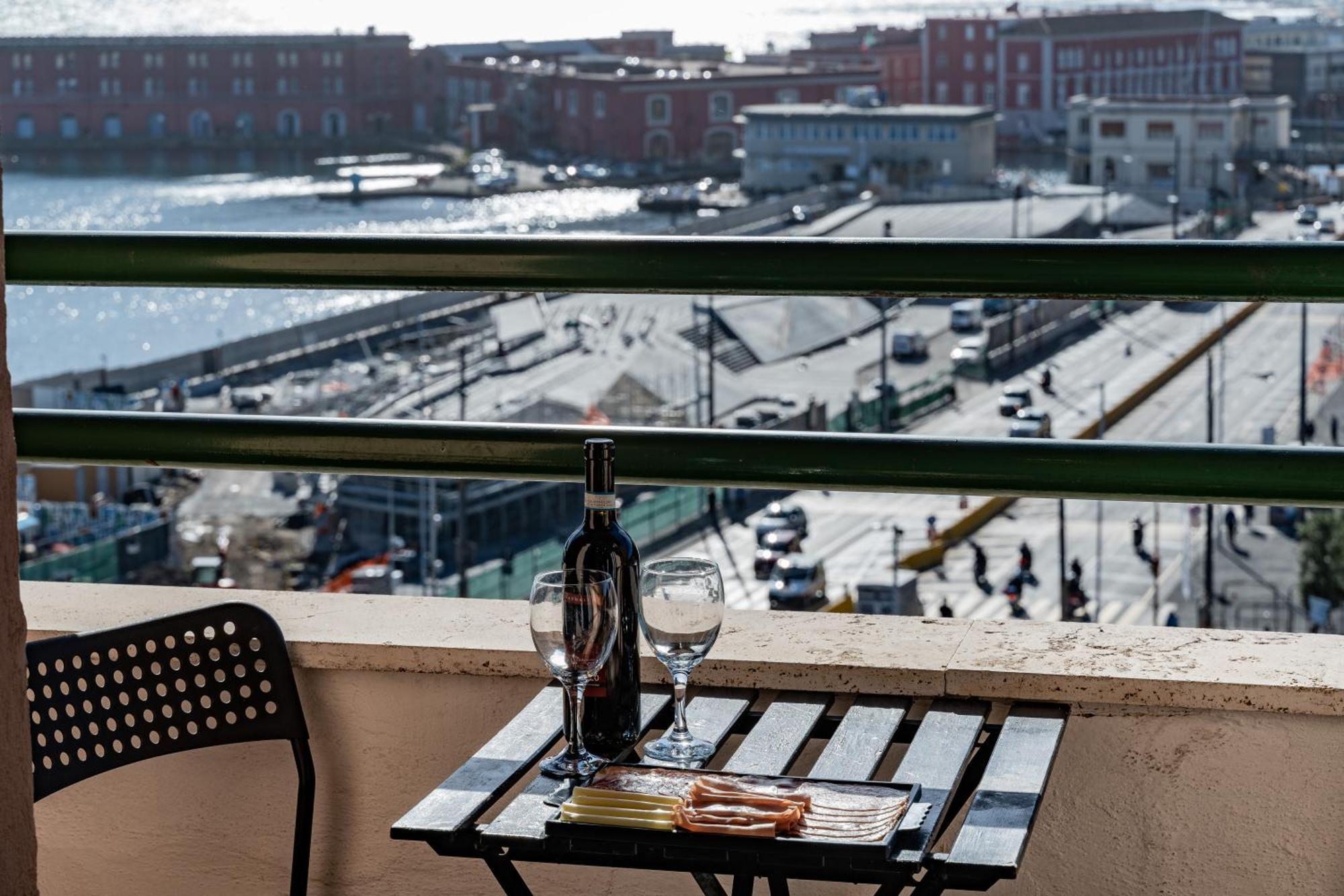 Bed and Breakfast Covo Degli Angioini Napoli Esterno foto