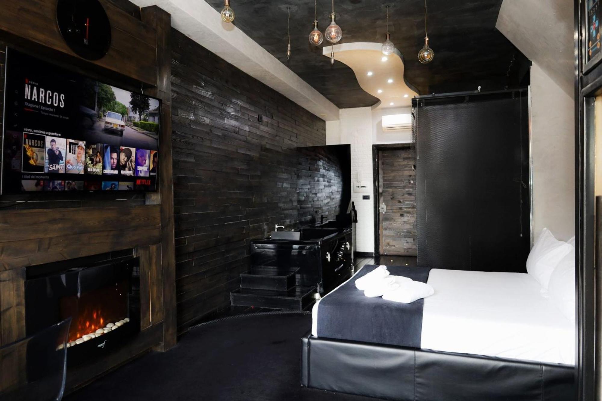 Bed and Breakfast Covo Degli Angioini Napoli Esterno foto